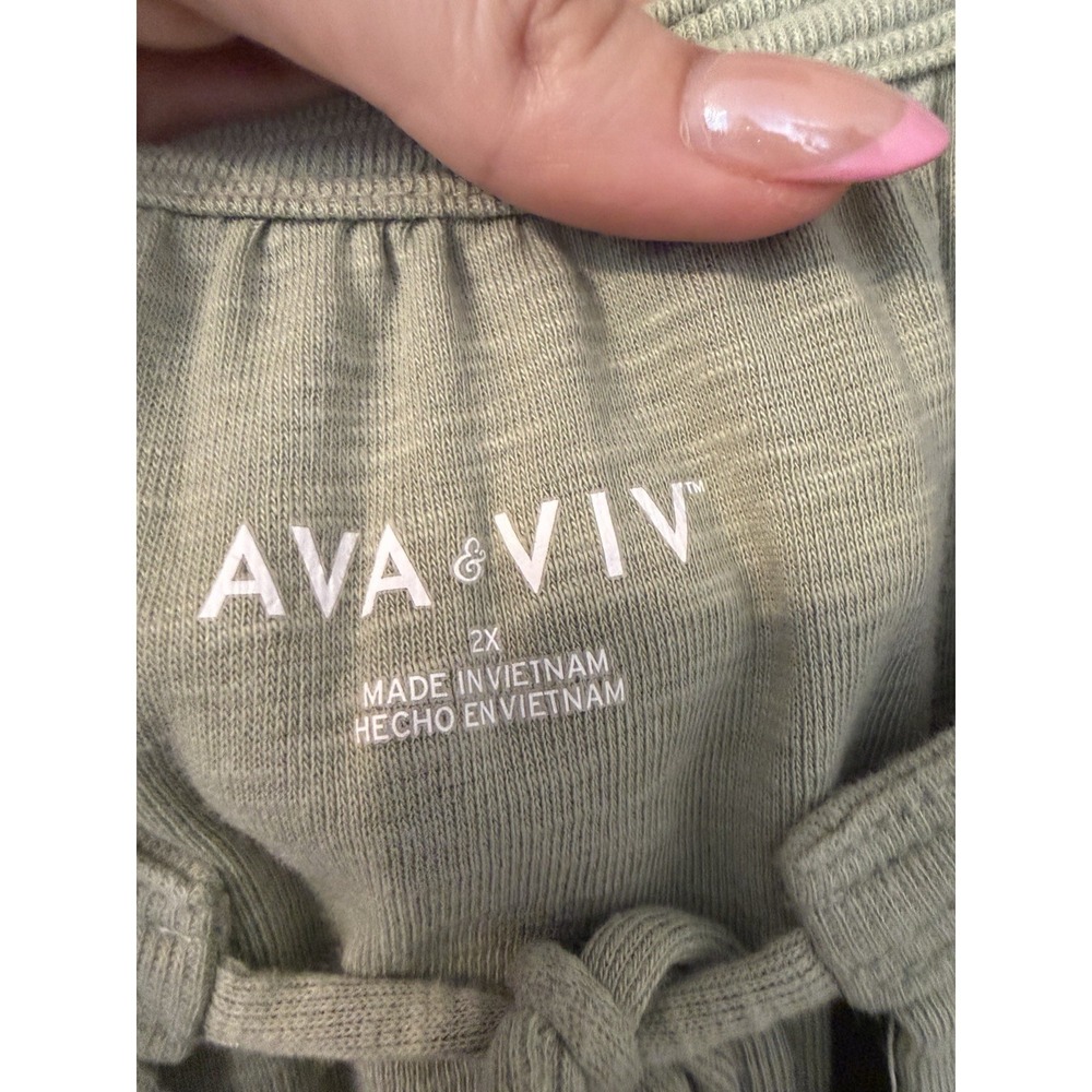 Ava & Viv Tank Top Womens 2X Green Keyhole Tie Neck Sleeveless Basic Soft NWOT - Picture 6 of 13